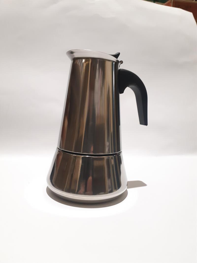 Гейзерная кофеварка Frico на 6 чашек (53111)