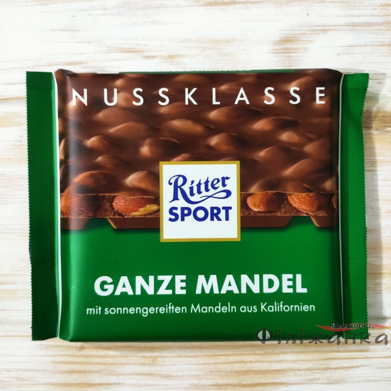 Молочний шоколад з цільним мигдалем Ritter Sport Ganze Mandel 100 г (57564)